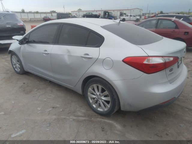 KNAFK4A65G5550044 KIA FORTE LX