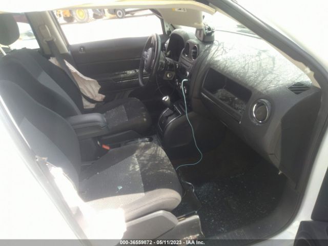 1C4NJPFB4HD183136 Jeep Patriot Latitude