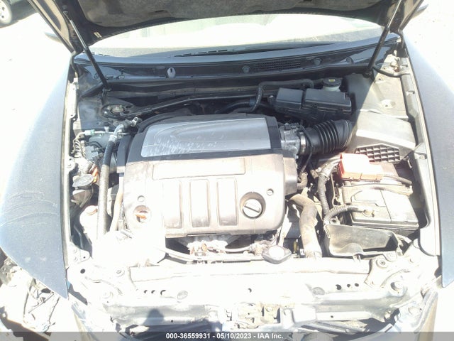 2005 ACURA RL VIN: JH4KB16565C008393