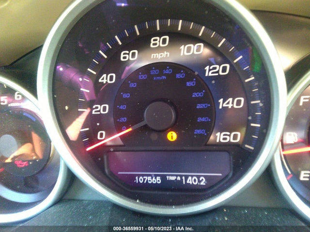 2005 ACURA RL VIN: JH4KB16565C008393
