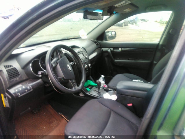 2011 KIA SORENTO LX VIN: 5XYKTDA28BG101968