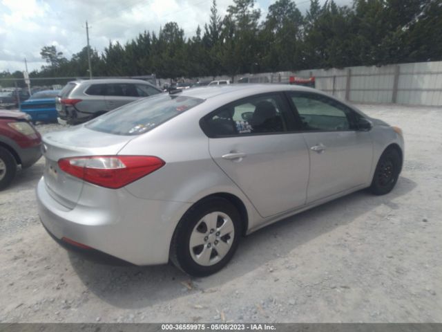 KNAFK4A67F5316468 KIA FORTE LX