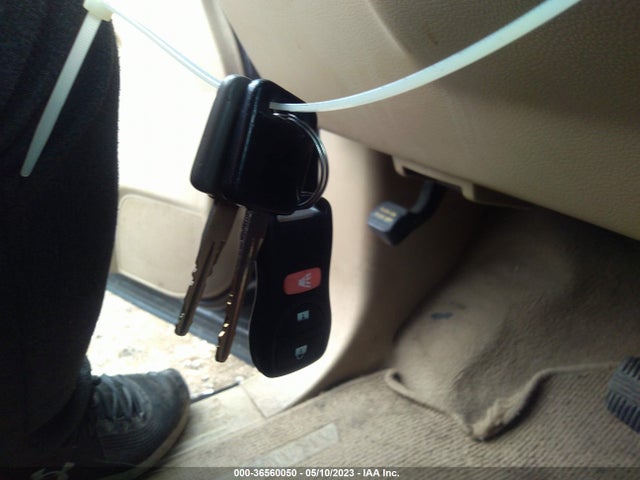 2011 NISSAN ARMADA SV VIN: 5N1BA0ND2BN615586