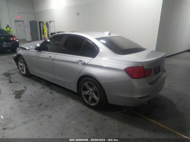 WBA3A5G58ENP32747 BMW 3 Series 328i