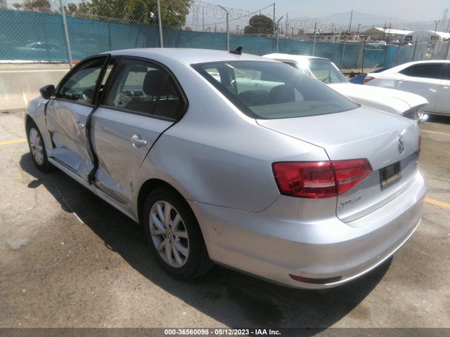 3VWD17AJ3FM211081 Volkswagen Jetta Sedan 1.8t Se