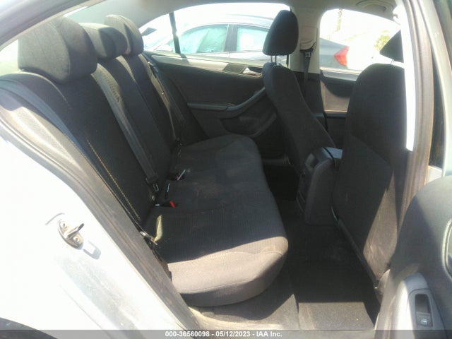 3VWD17AJ3FM211081 Volkswagen Jetta Sedan 1.8t Se