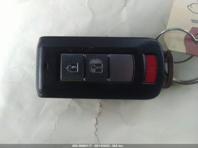 JA4AD3A3XJJ003447 Mitsubishi Outlander Se/sel/le