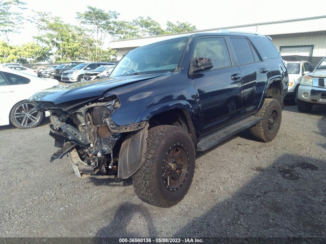 Toyota 4RUNNER SR5 2017 JTEBU5JR6H5414370 Image 2