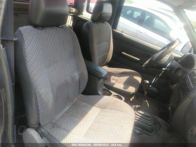 1996 NISSAN TRUCK KING CAB SE/KING CAB XE VIN: 1N6SD16S6TC305756