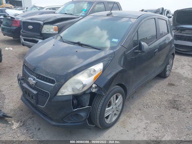 Chevrolet SPARK LS 2014 KL8CB6S93EC573284 Image 2