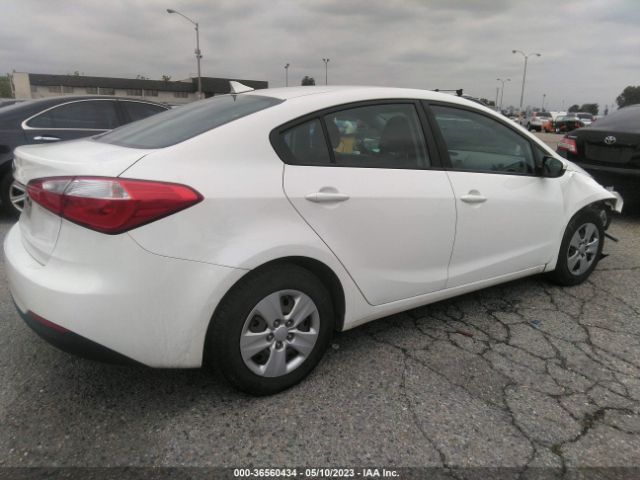 KNAFK4A6XG5549021 KIA FORTE LX