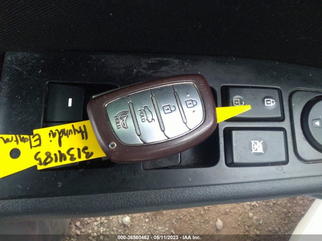 Hyundai Elantra Value Edition 2018 5NPD84LF9JH288106 Image 11