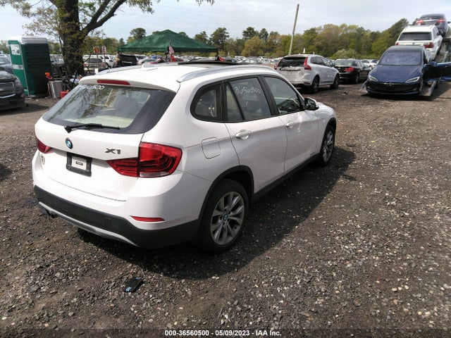 BMW X1 Xdrive28i 2014 WBAVL1C56EVY21220 Image 4