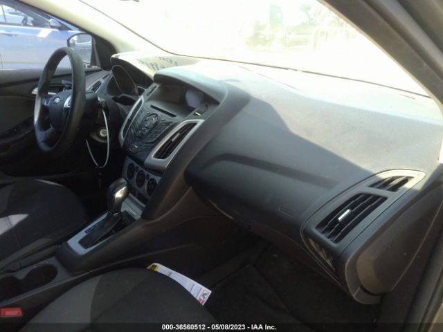 1FADP3K2XEL374933 Ford FOCUS SE