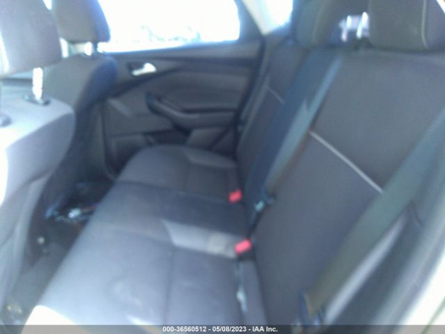1FADP3K2XEL374933 Ford FOCUS SE