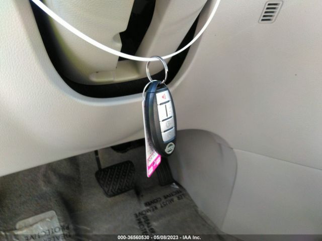 JN8AE2KP5H9165887 Nissan Quest Sv