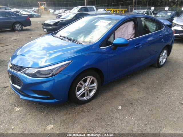Chevrolet CRUZE LT 2018 1G1BE5SM1J7141779 Image 2