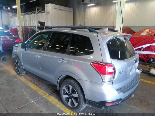 JF2SJAEC4JH536016 Subaru Forester Premium