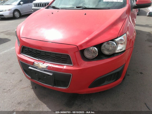 Chevrolet SONIC LT 2016 1G1JC5SH9G4112173 Image 7
