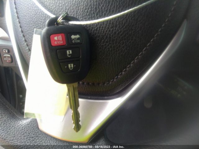 5YFBURHE9FP286821 Toyota COROLLA LE