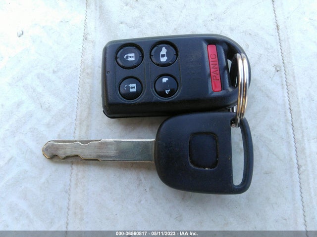 2005 HONDA ODYSSEY EX-L VIN: 5FNRL38705B093788