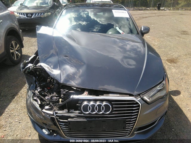 WAUUPBFF0GA112741 Audi A3 E-tron Premium