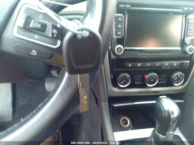 1VWBP7A36EC004658 Volkswagen PASSAT SE