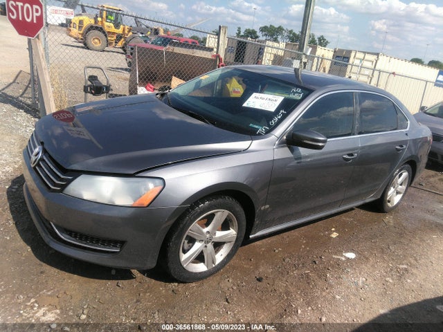 1VWBP7A36EC004658 Volkswagen PASSAT SE