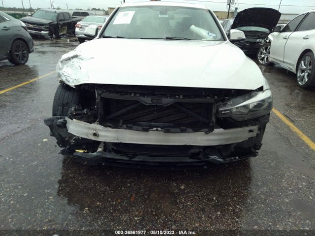 WBA3C1C57EK111204 BMW 3 Series 328i