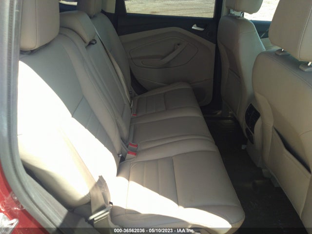1FMCU9J91FUB17067 Ford Escape Titanium