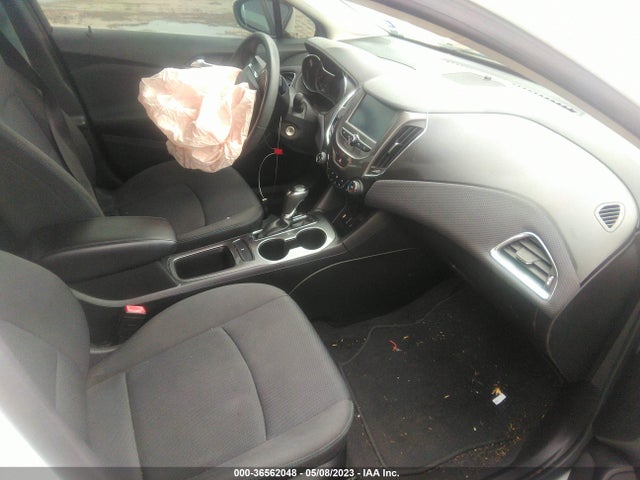 Chevrolet CRUZE LT 2018 1G1BE5SM4J7123454 Image 5