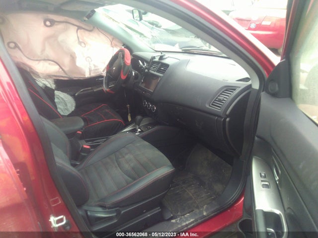 2018 MITSUBISHI OUTLANDER SPORT SE 2.4 VIN: JA4AR3AWXJU023188