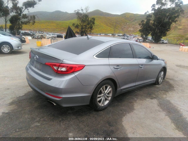 Hyundai SONATA SE 2017 5NPE24AF5HH574201 Image 4
