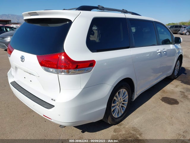 2013 TOYOTA SIENNA XLE AAS/XLE/LTD VIN: 5TDYK3DCXDS404493