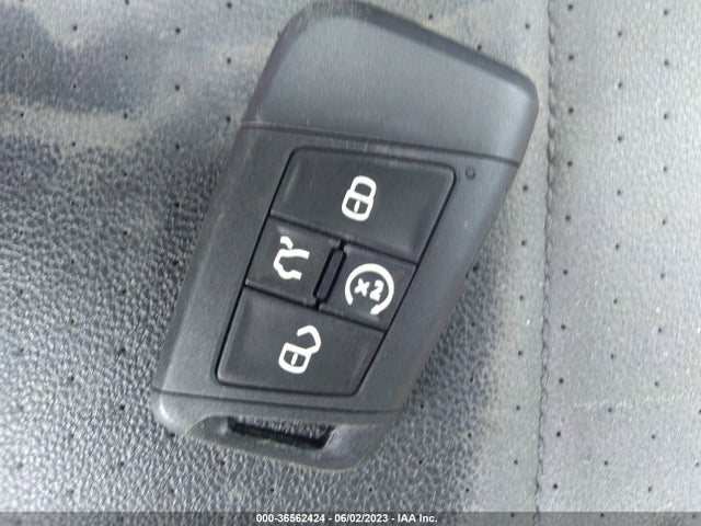 3VV1B7AX9NM080357 Volkswagen TIGUAN S