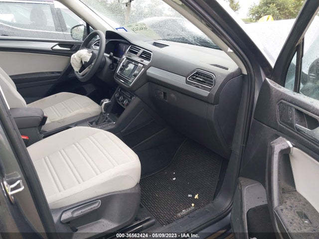 3VV1B7AX9NM080357 Volkswagen TIGUAN S