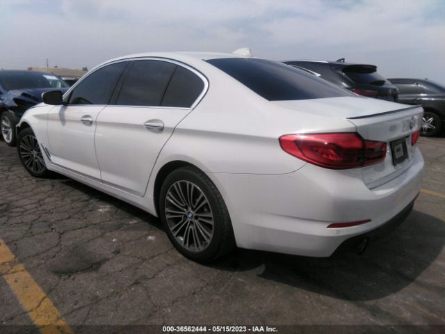 WBAJA5C30HG895686 BMW 5 Series 530i