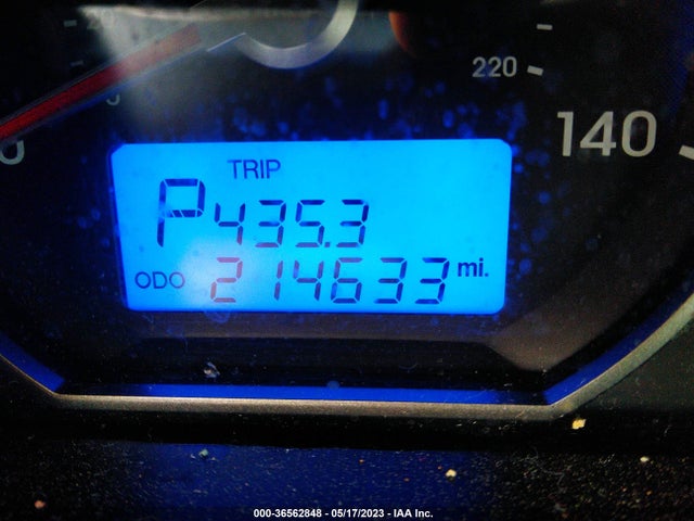 2011 HYUNDAI SANTA FE GLS VIN: 5XYZGDAB2BG031340