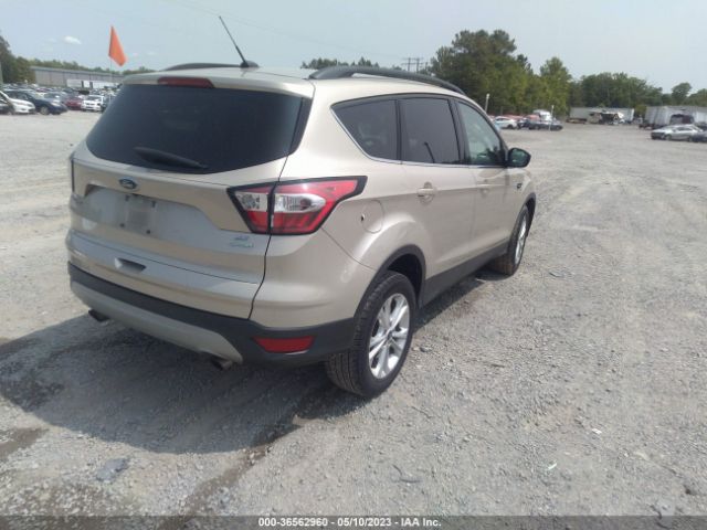 1FMCU0GD3JUC88984 Ford ESCAPE SE