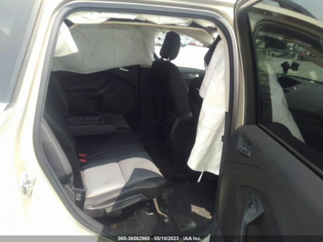 1FMCU0GD3JUC88984 Ford ESCAPE SE