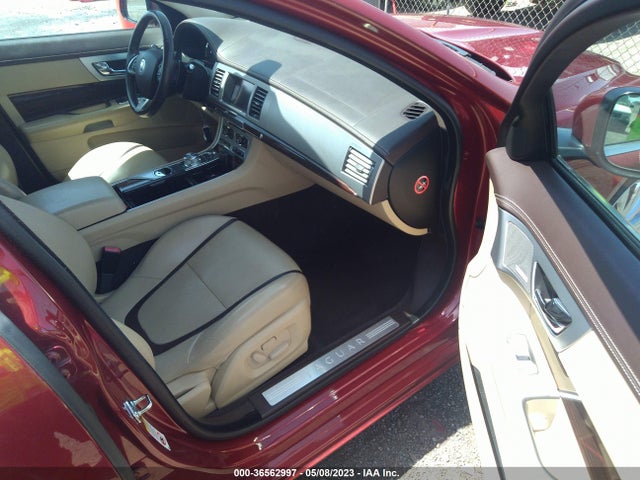 2012 JAGUAR XF SAJWA0HB6CLS25217 Photo 4