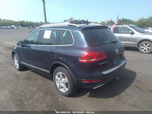 2014 Volkswagen Touareg, VIN: WVGEP9BP0ED003220