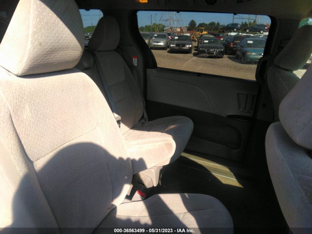 Toyota SIENNA LE 2015 5TDKK3DC9FS579536 Image 8
