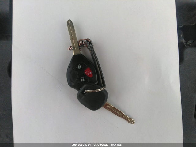 2008 TOYOTA RAV4 VIN: JTMBK33V186044402