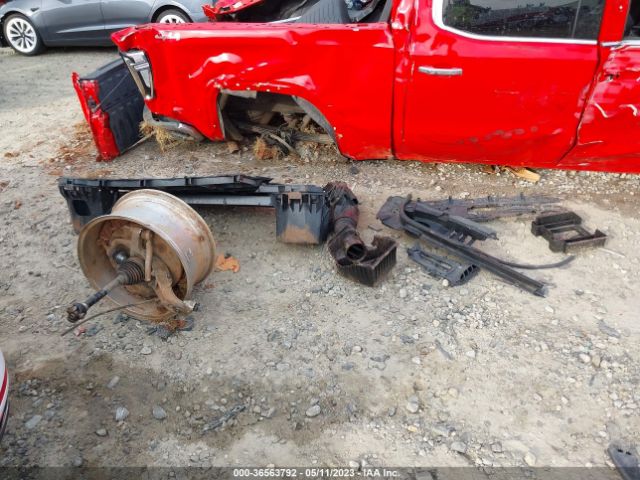 3GTU9DED8KG266018 GMC Sierra 1500 Slt