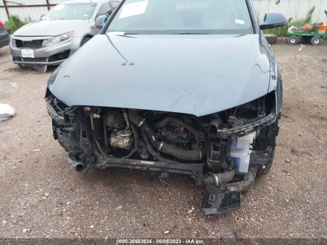 WA1BCCFSXJR002789 Audi Q3 Premium/sport Premium