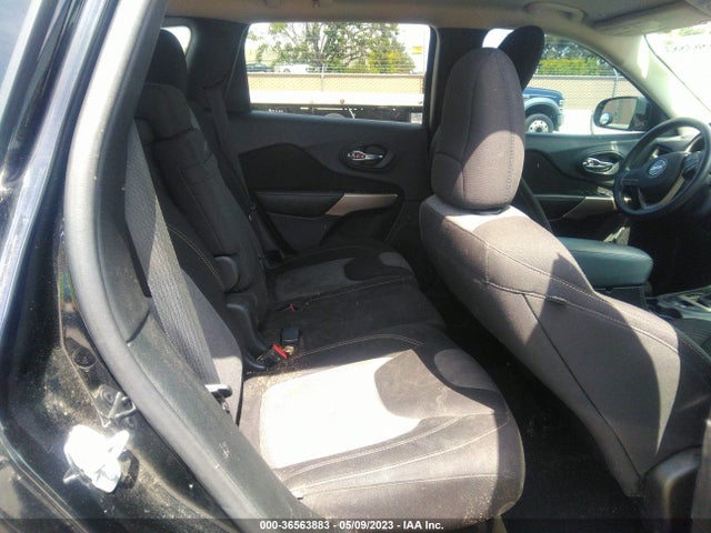 1C4PJMCX4JD578687 Jeep Cherokee Latitude
