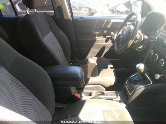 1C4NJCBB0ED856627 Jeep Compass Sport