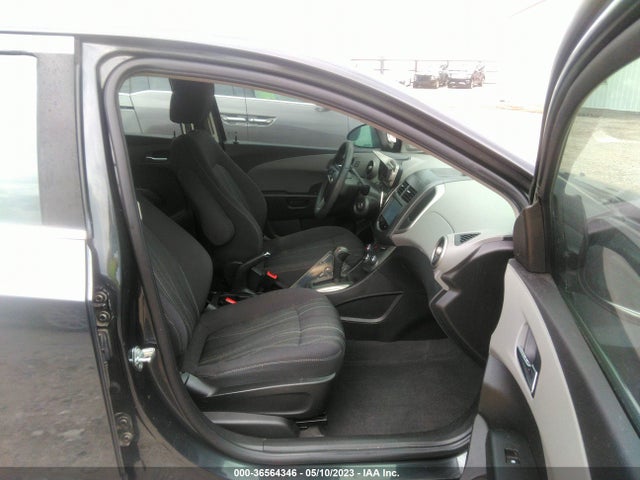Chevrolet SONIC LT 2015 1G1JC5SHXF4177533 Image 6
