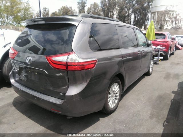 5TDYK3DCXFS578566 Toyota SIENNA XLE